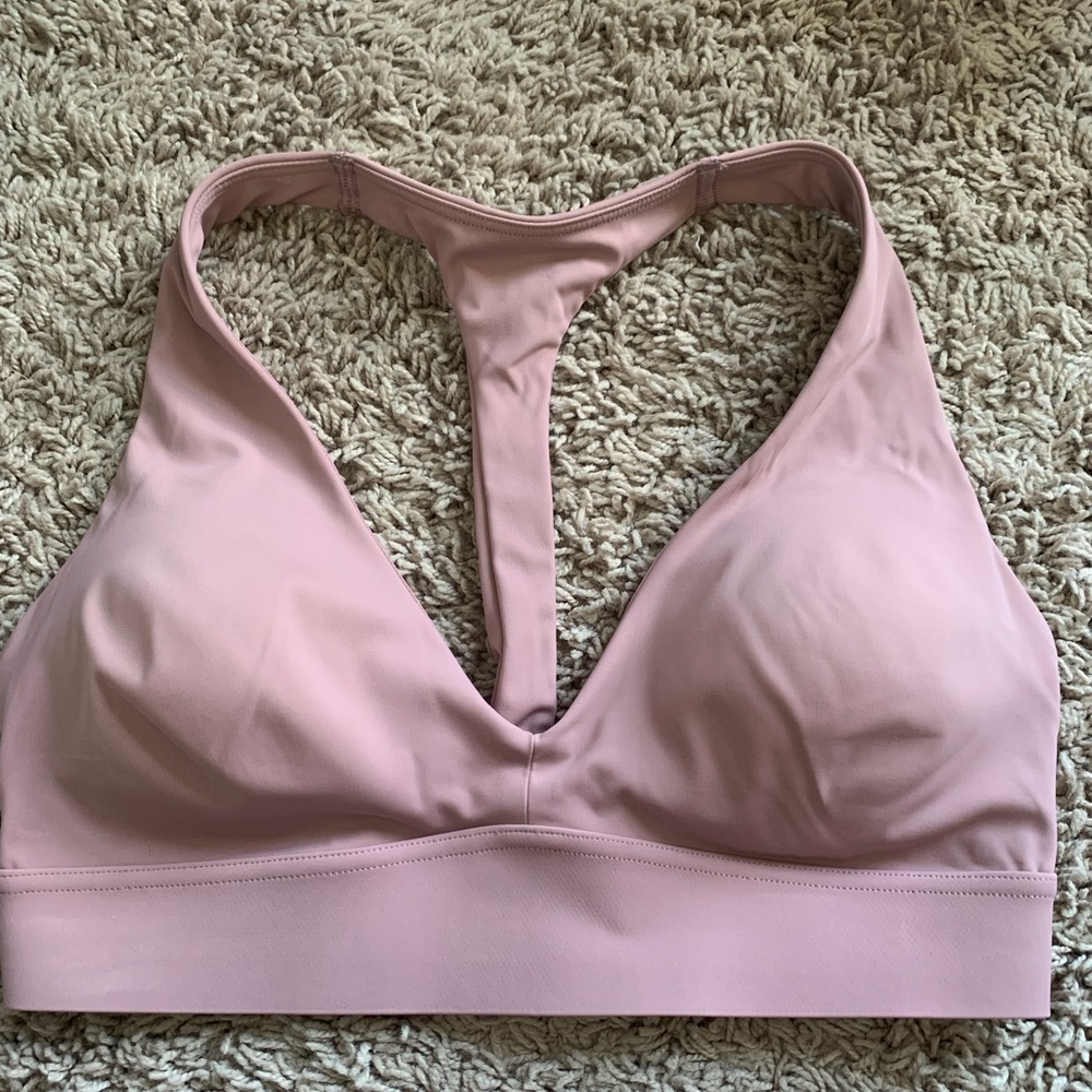 Cute light pink/purple sports bra!